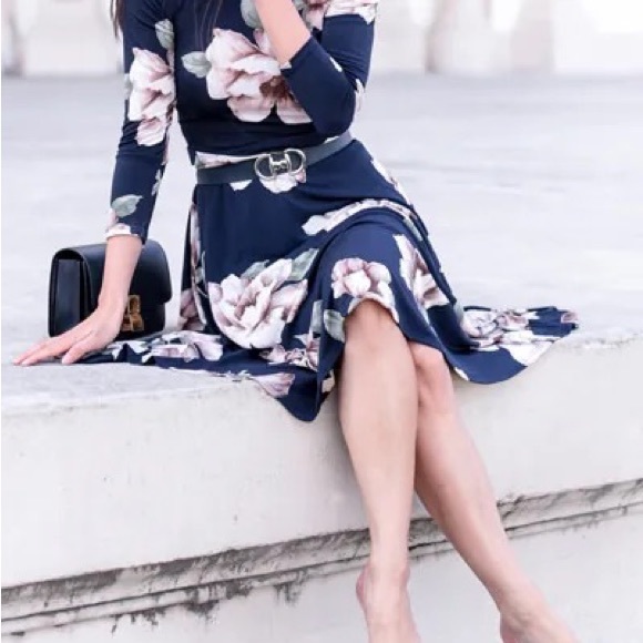 Ann Taylor Charlie Patent Bow Pump, Size 9, Blush Pink - Picture 3 of 15